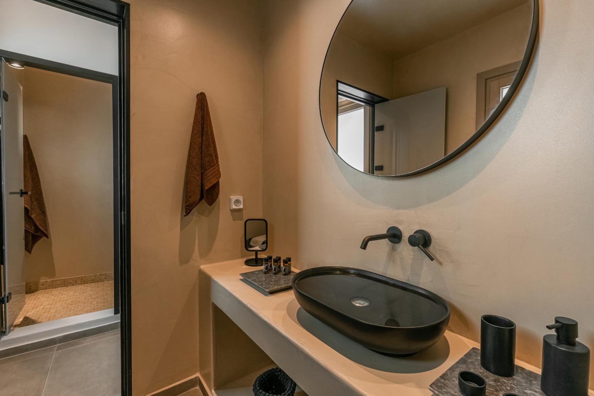 Living Moments Villa Fira  Exterior foto